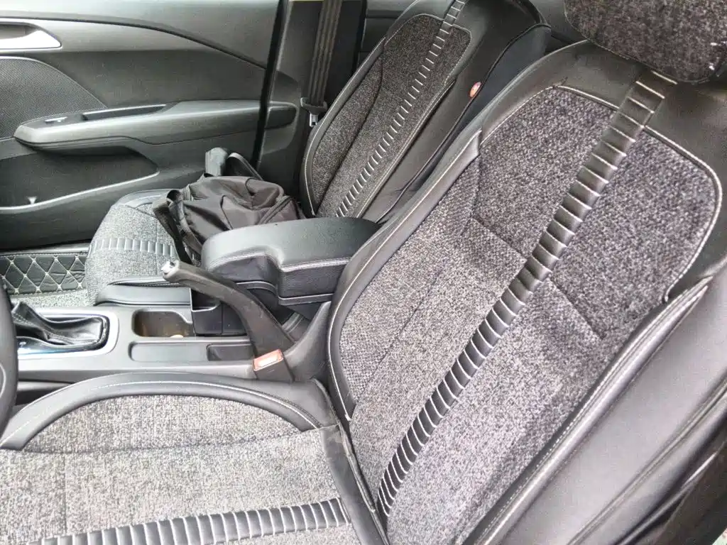 Chevrolet Cavalier — миниатюра 11
