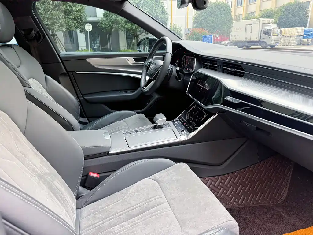 Audi A6L — миниатюра 13
