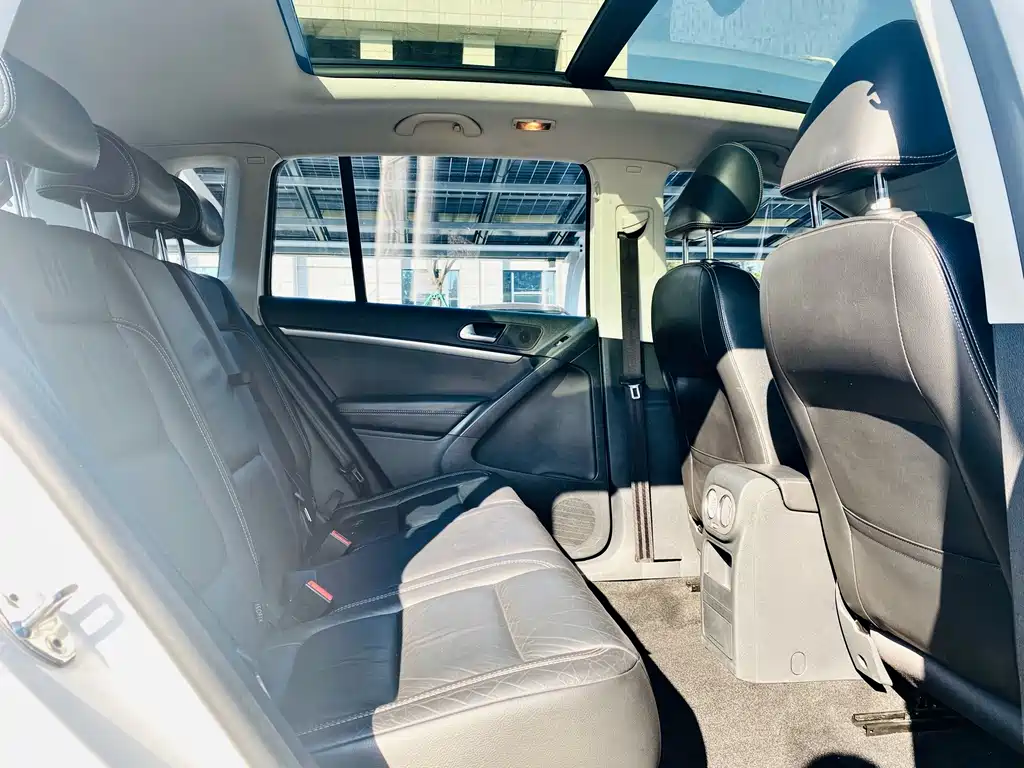 Volkswagen Tiguan — миниатюра 13