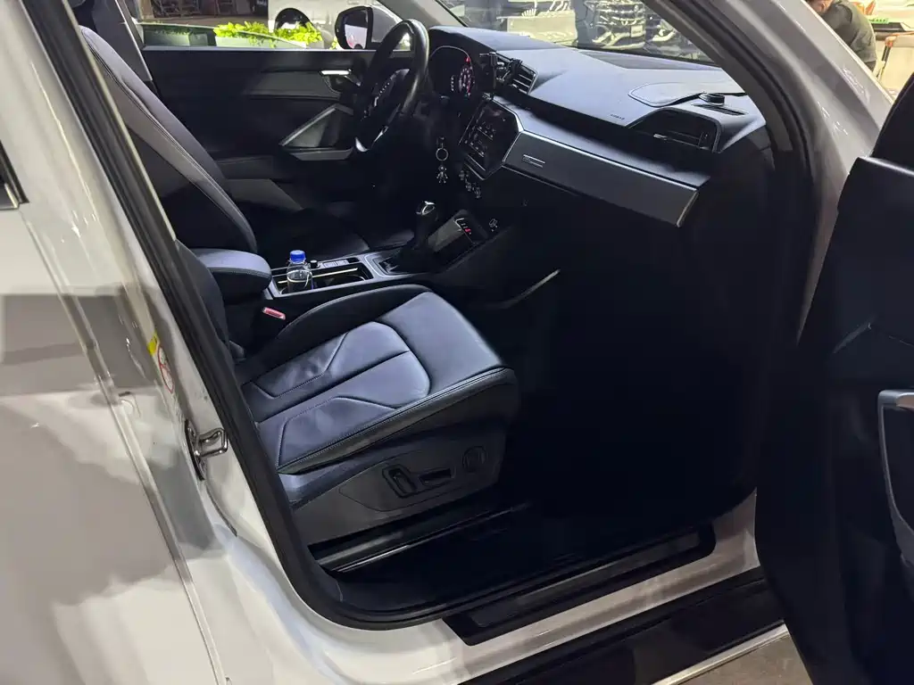 Audi Q3 — миниатюра 6
