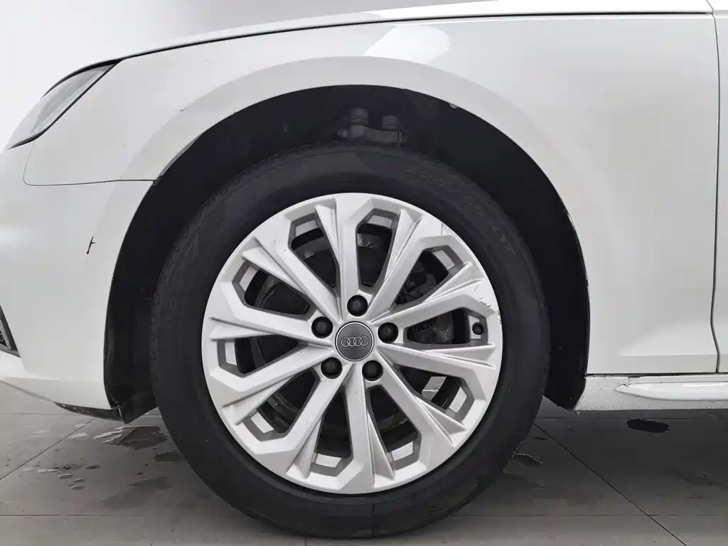 Audi A4L — миниатюра 17