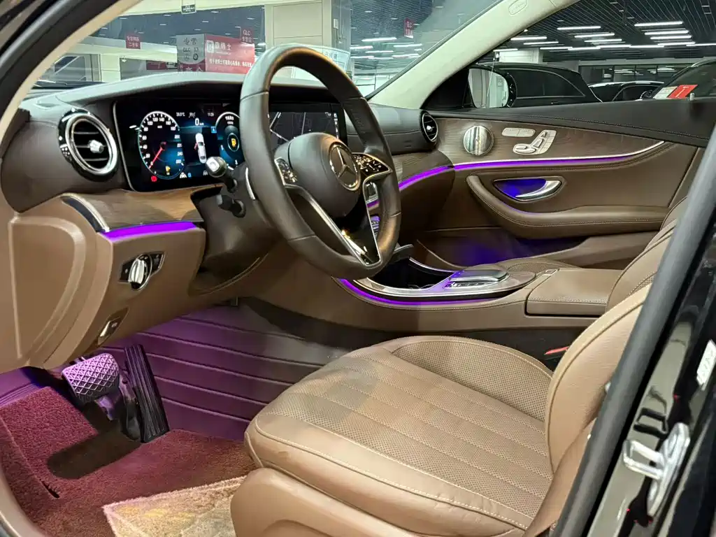 Mercedes-Benz E-Class — миниатюра 4