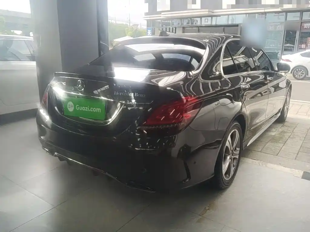 Mercedes-Benz C-Class — миниатюра 7
