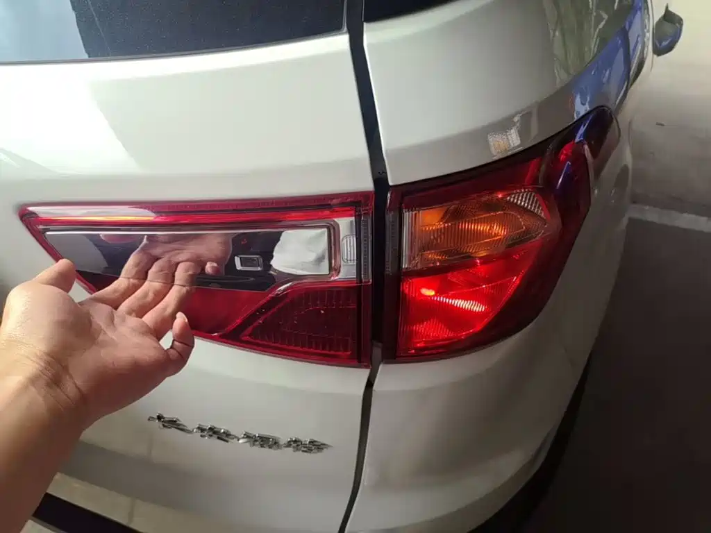 Ford Ecosport — миниатюра 8