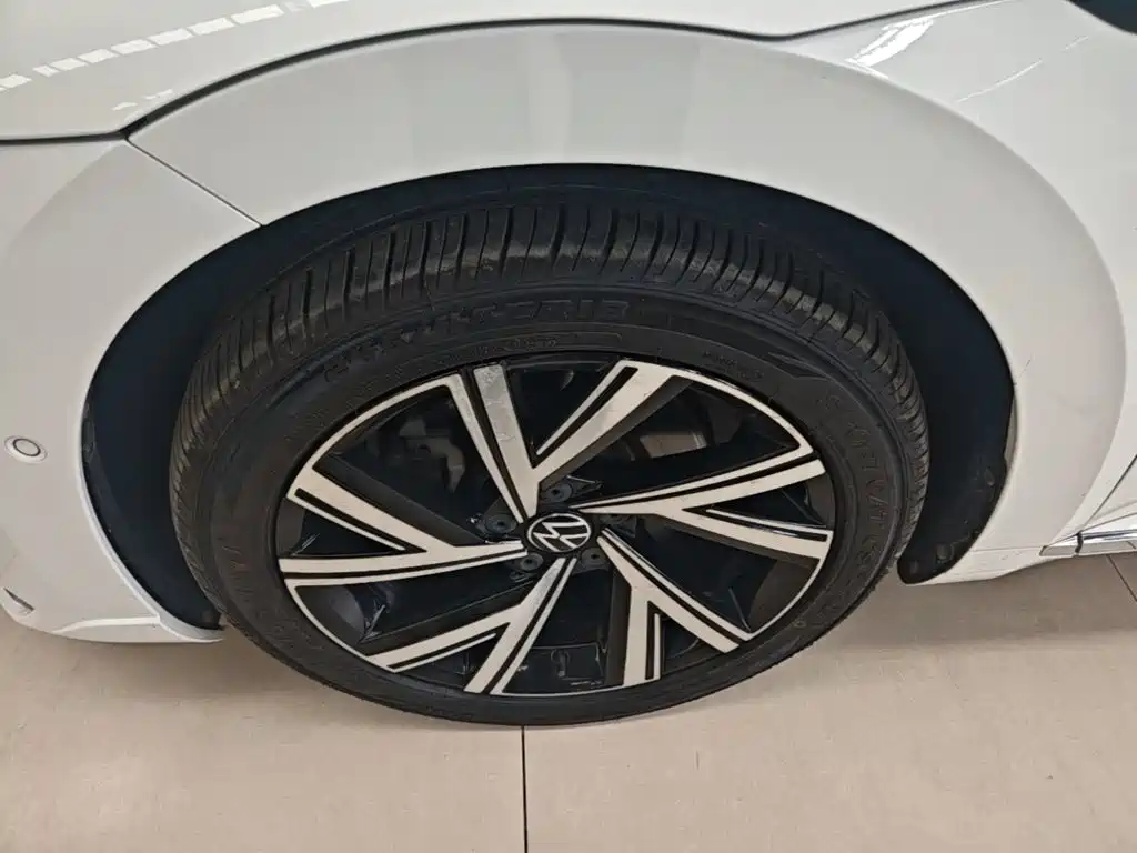 Volkswagen CC — миниатюра 23