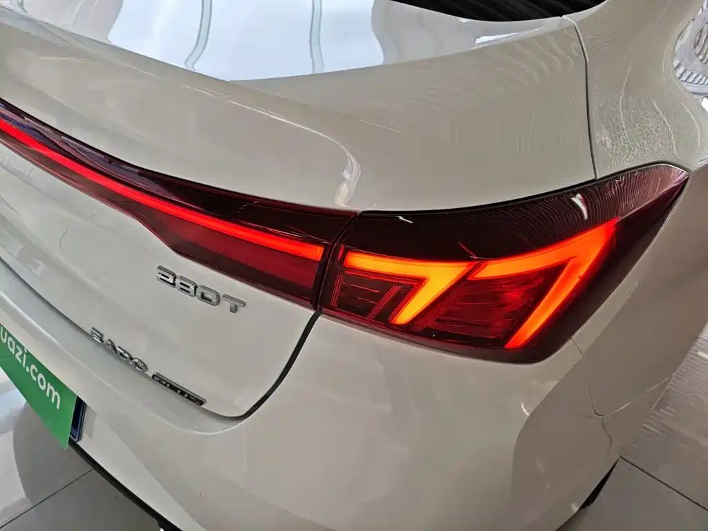 Changan Eado — миниатюра 8