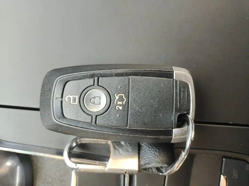 Ford Mondeo — миниатюра 9