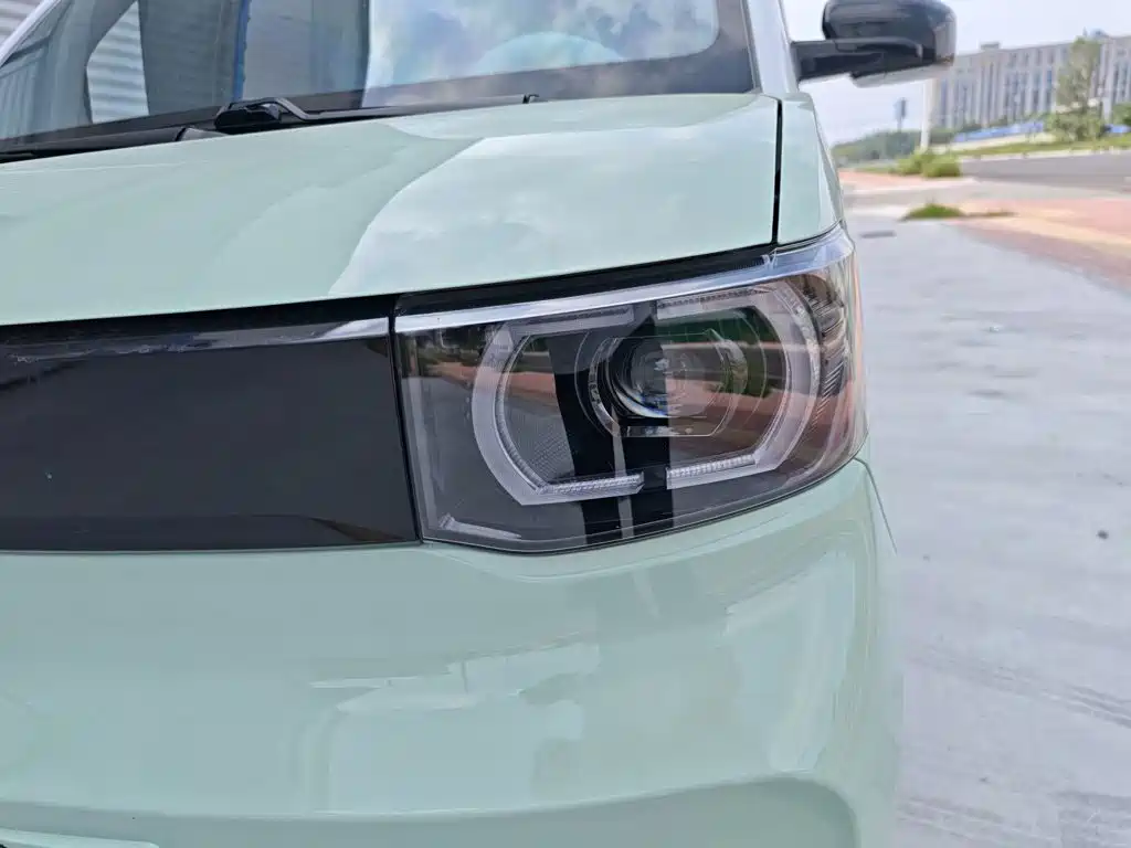 Wuling MINIEV — миниатюра 24