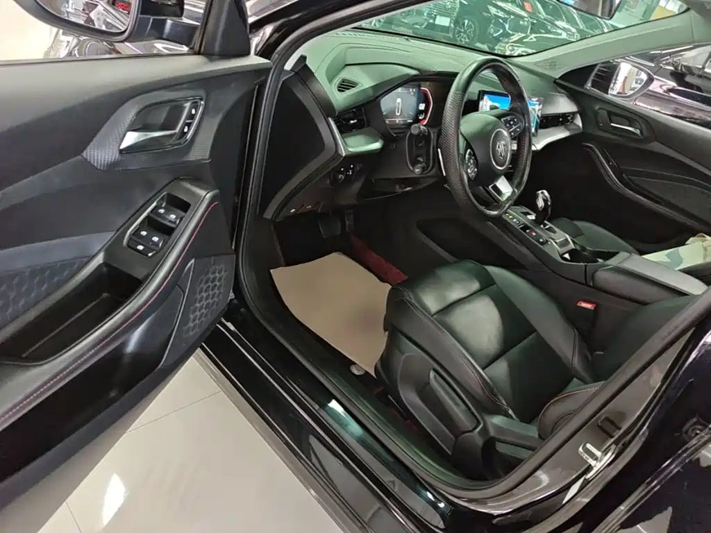 MG MG5 — миниатюра 16