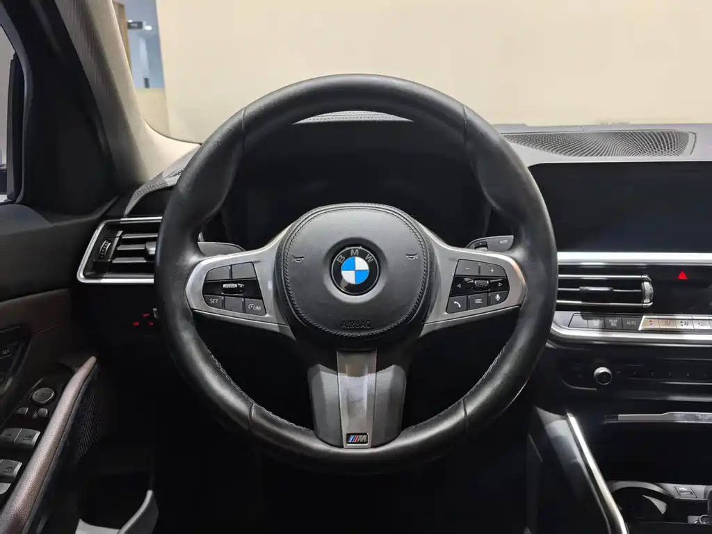 BMW 3 Series — миниатюра 8