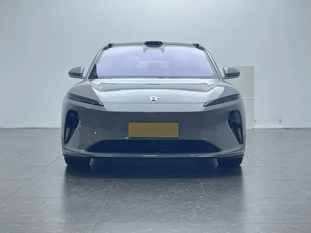 NIO ET5T — миниатюра 2