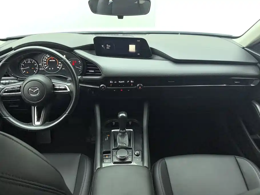 Mazda 3 Axela — миниатюра 12