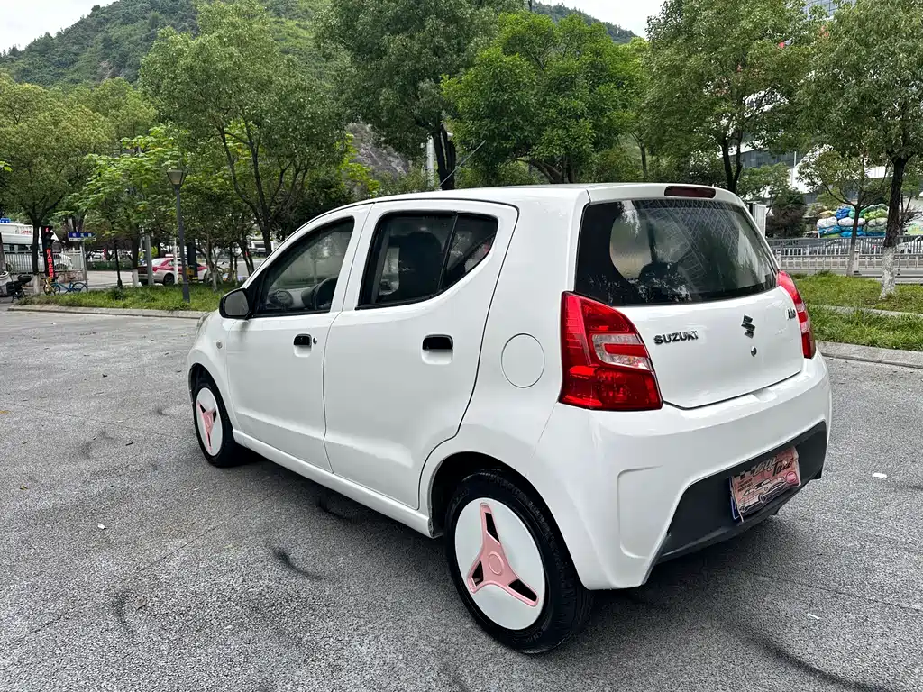 Suzuki Alto 2013 1.0L MT