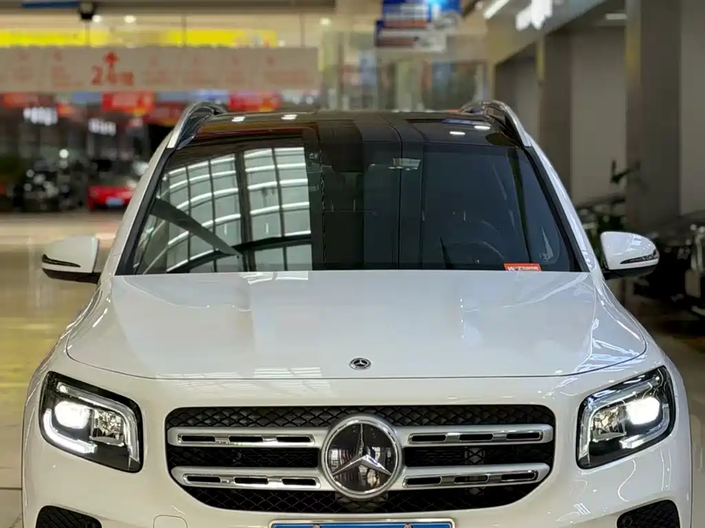 Mercedes-Benz GLB — миниатюра 2