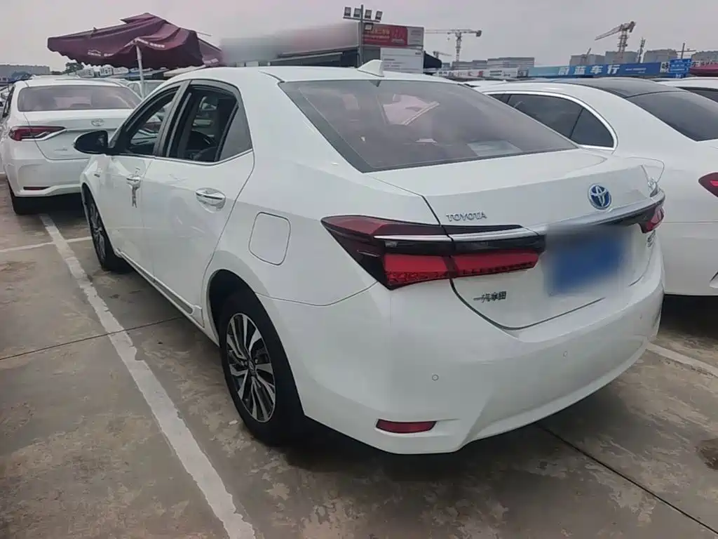 Toyota Corolla — миниатюра 5