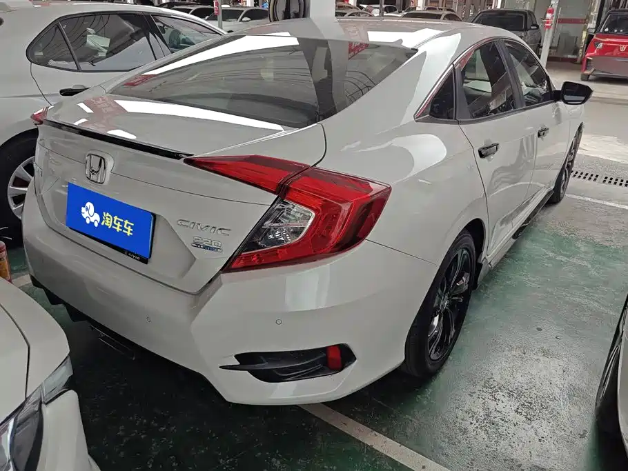 Honda Civic — миниатюра 3