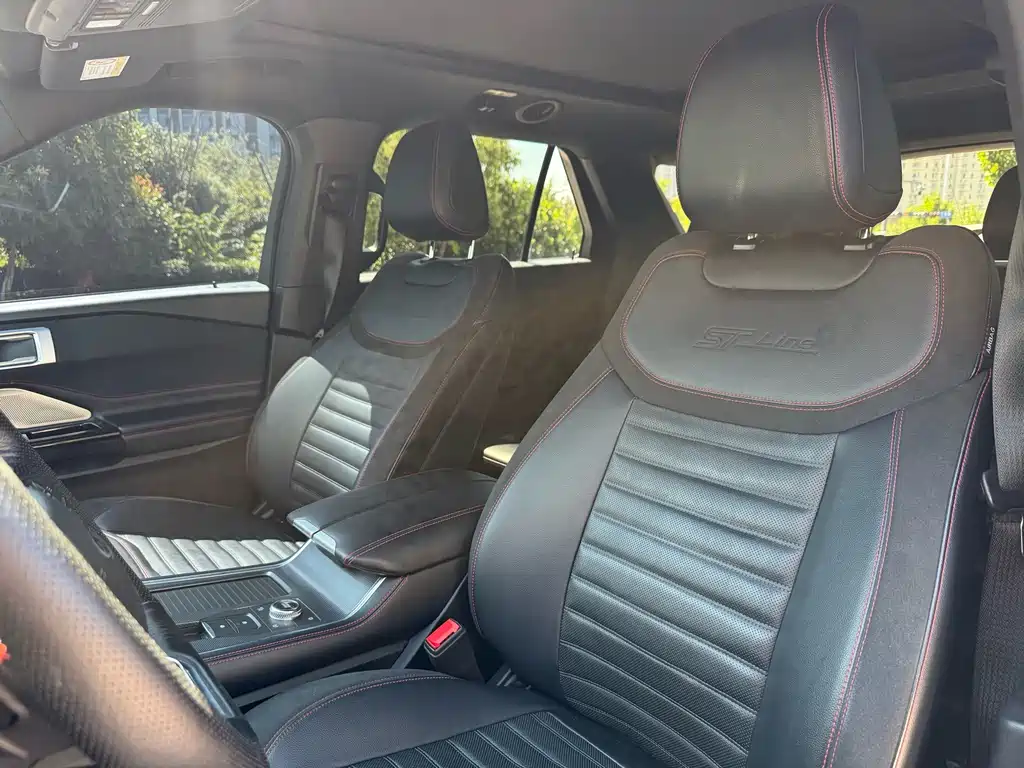 Ford Explorer — миниатюра 14
