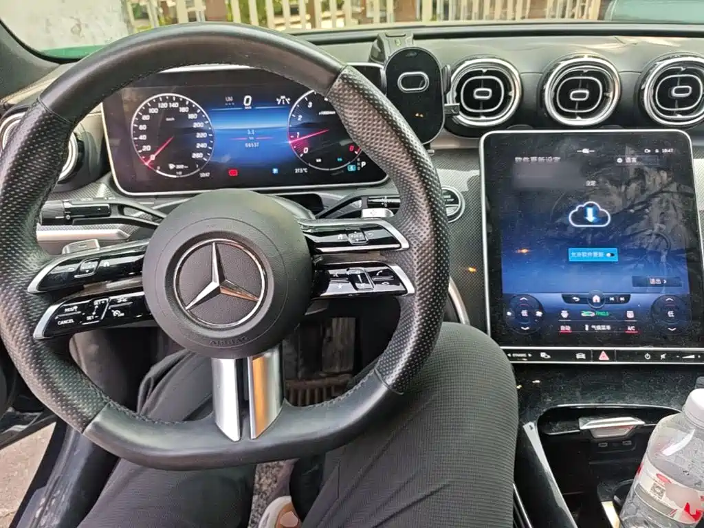 Mercedes-Benz C-Class — миниатюра 10