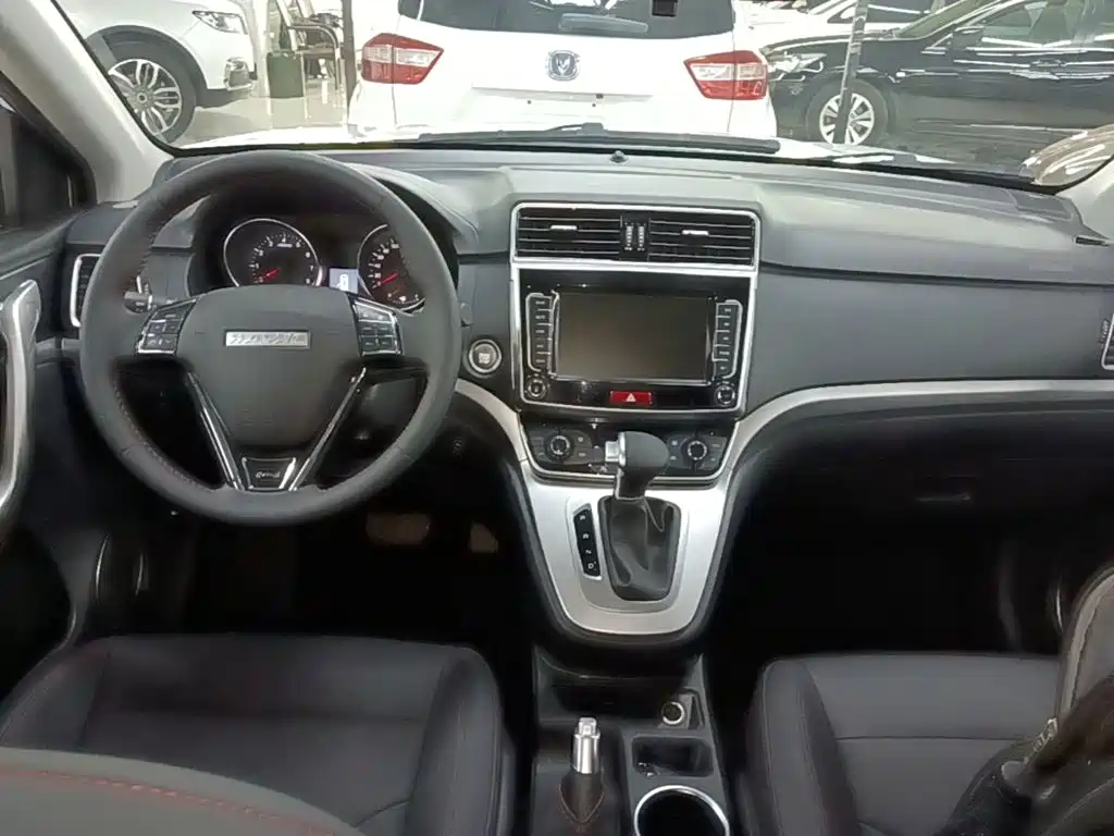 Haval M6 — миниатюра 10