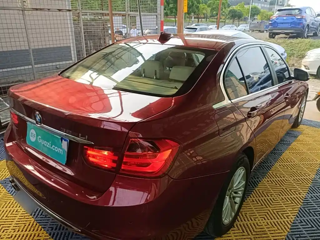 BMW 3 Series — миниатюра 7