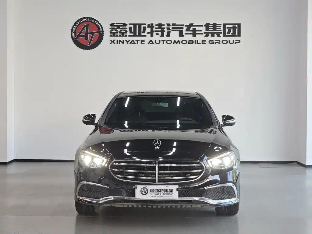 Mercedes-Benz E-Class — миниатюра 2
