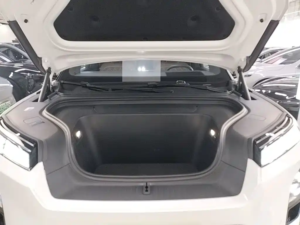 NIO ES8 — миниатюра 20