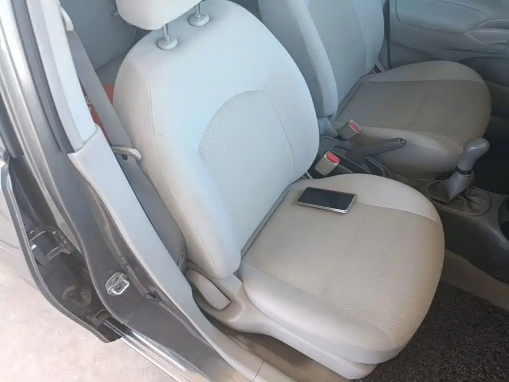 Nissan Sunny — миниатюра 25