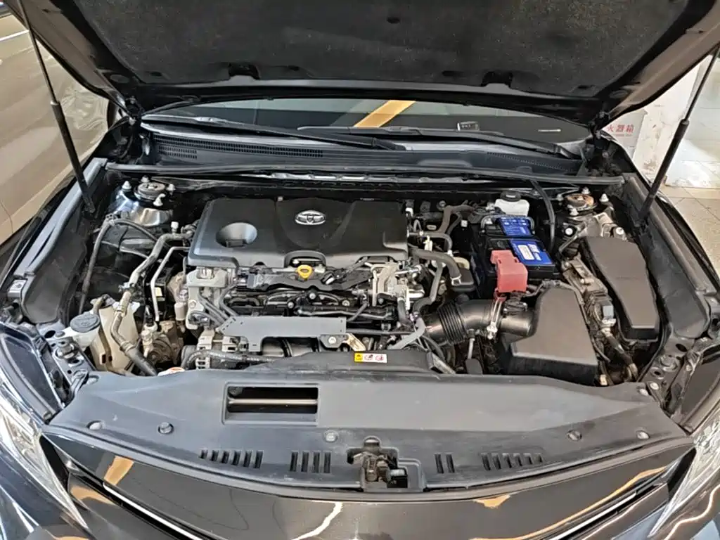 Toyota Camry — миниатюра 20