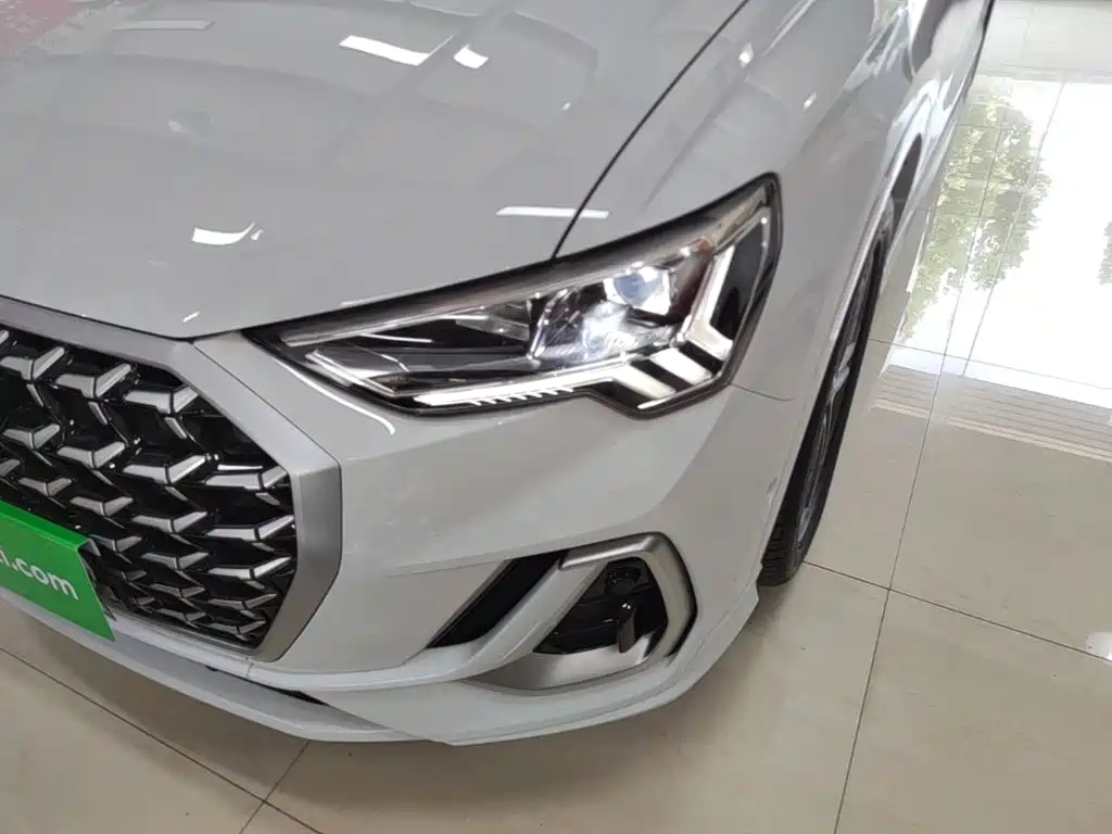 Audi Q3 — миниатюра 24