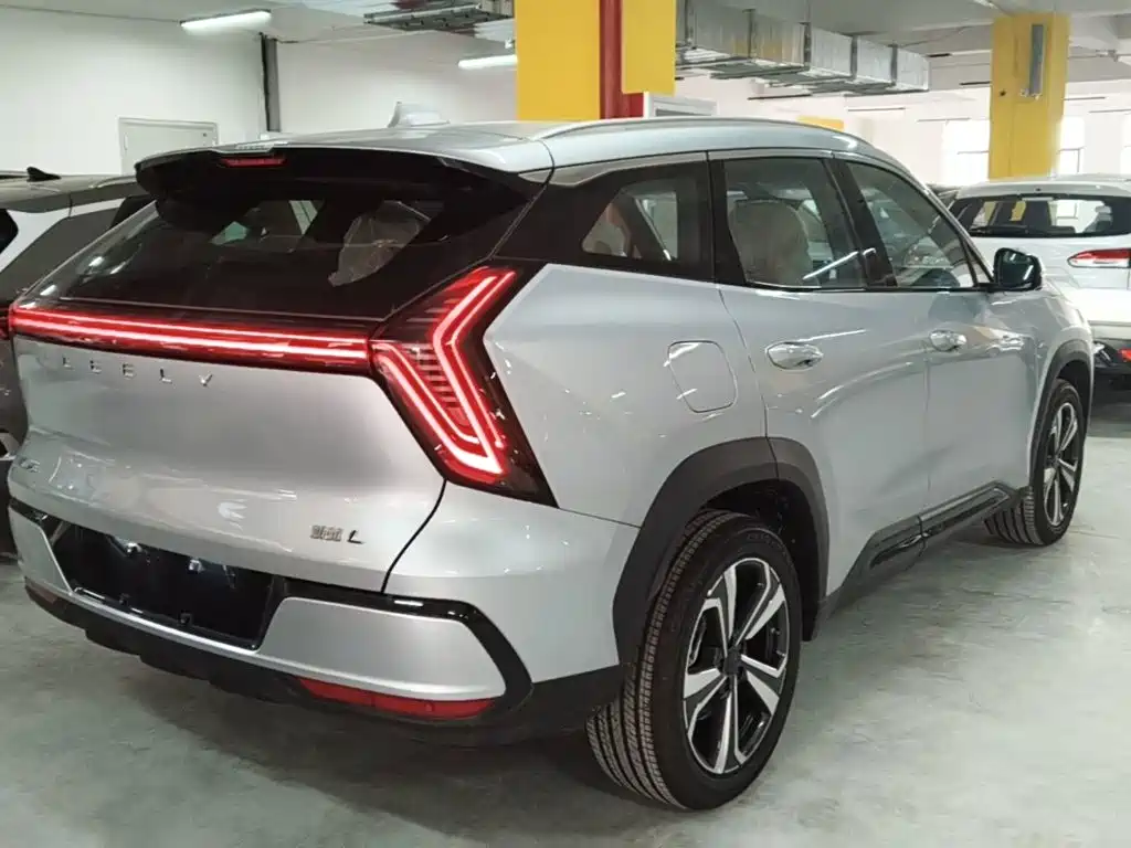 Geely Boyue L — миниатюра 7