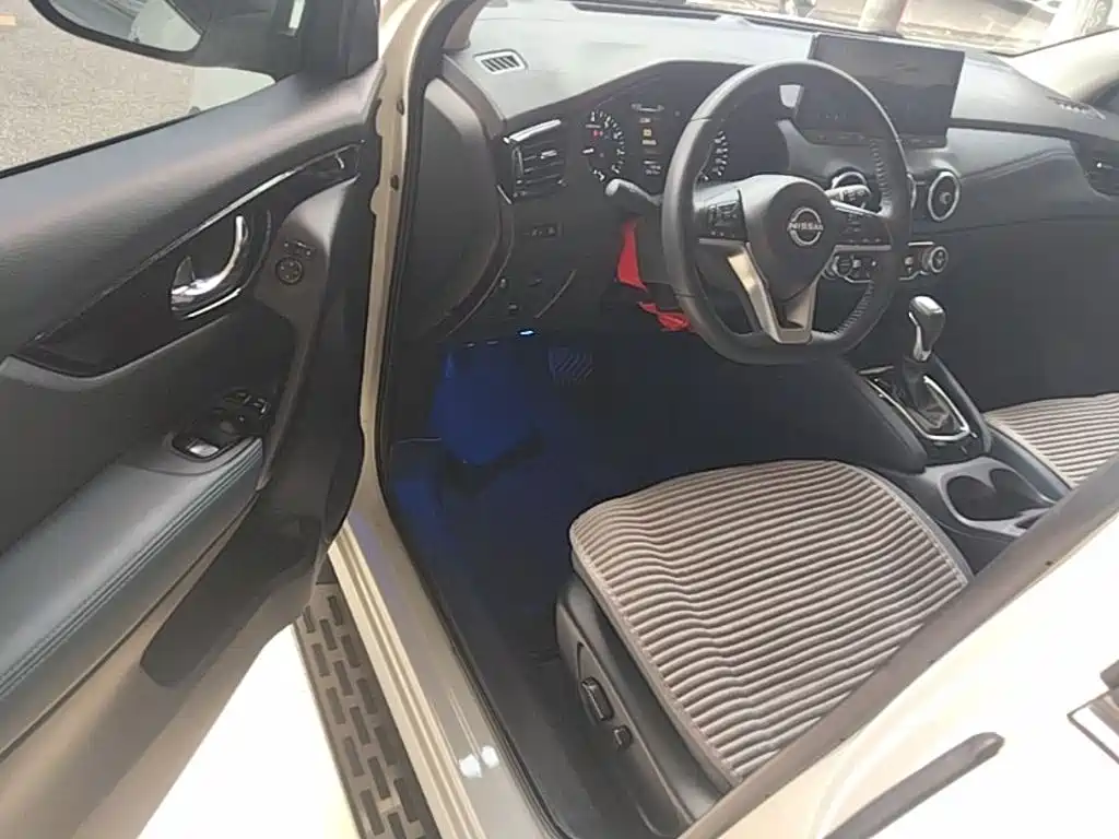 Nissan Qashqai — миниатюра 16