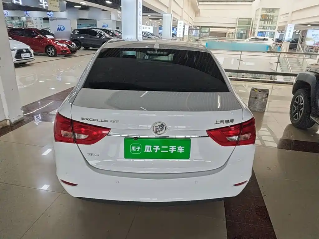 Buick Excelle — миниатюра 6