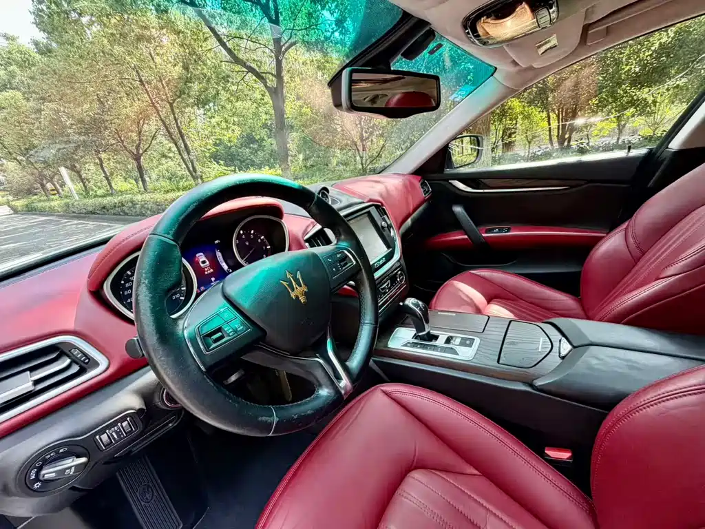 Maserati Ghibli — миниатюра 4