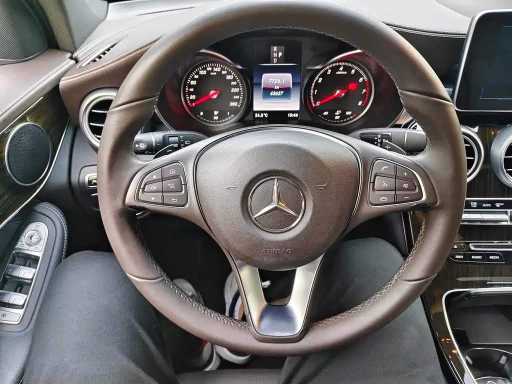 Mercedes-Benz GLC 2016 GLC 260 4MATIC Luxury