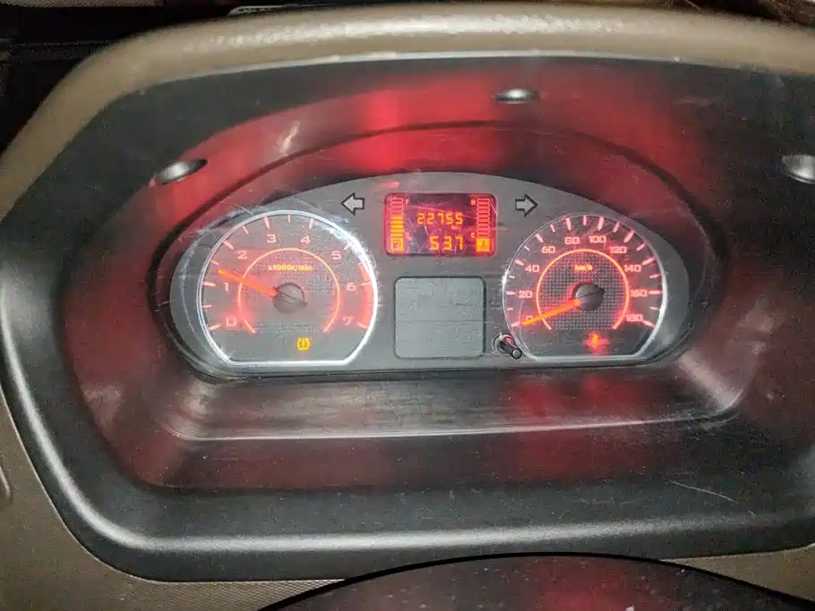 Wuling Rongguang S — миниатюра 14
