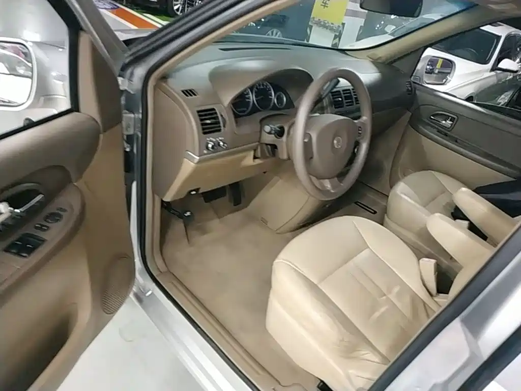 Buick GL8 — миниатюра 16