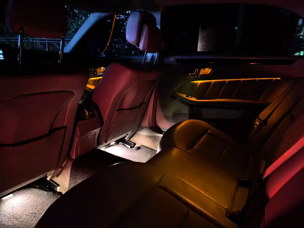 Mercedes-Benz E-Class — миниатюра 14
