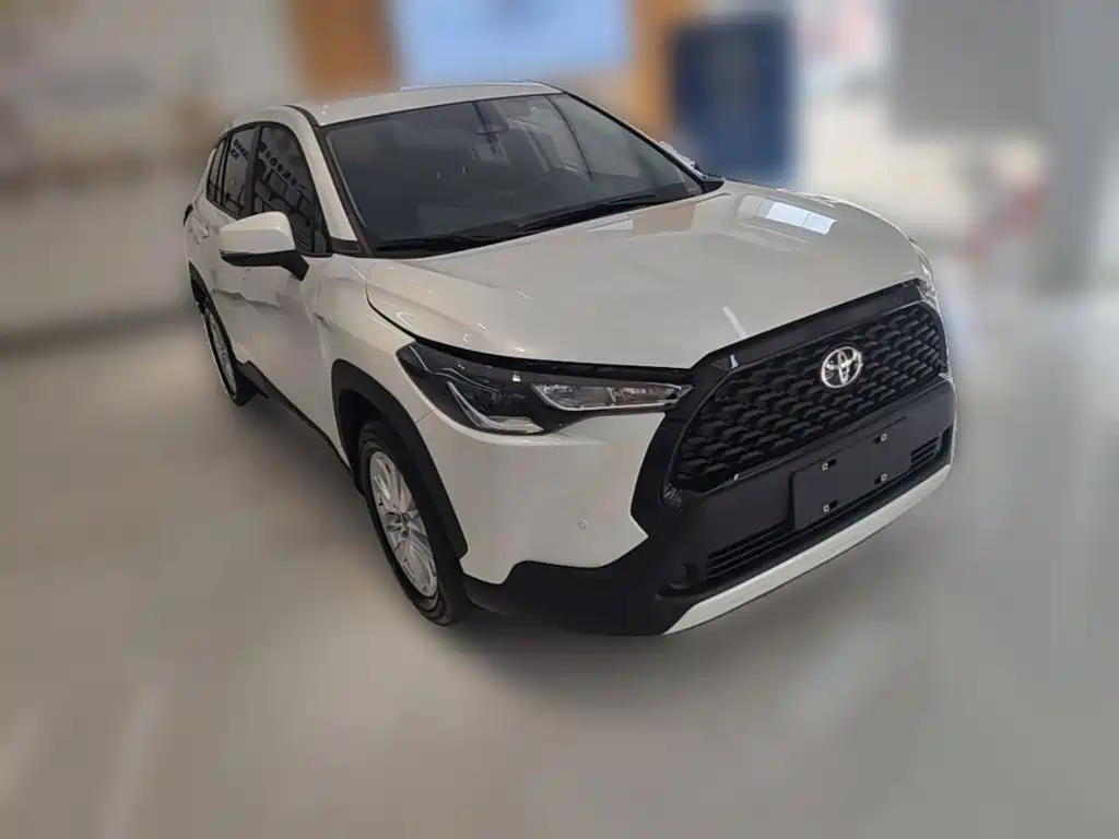 Toyota Corolla Cross — миниатюра 7