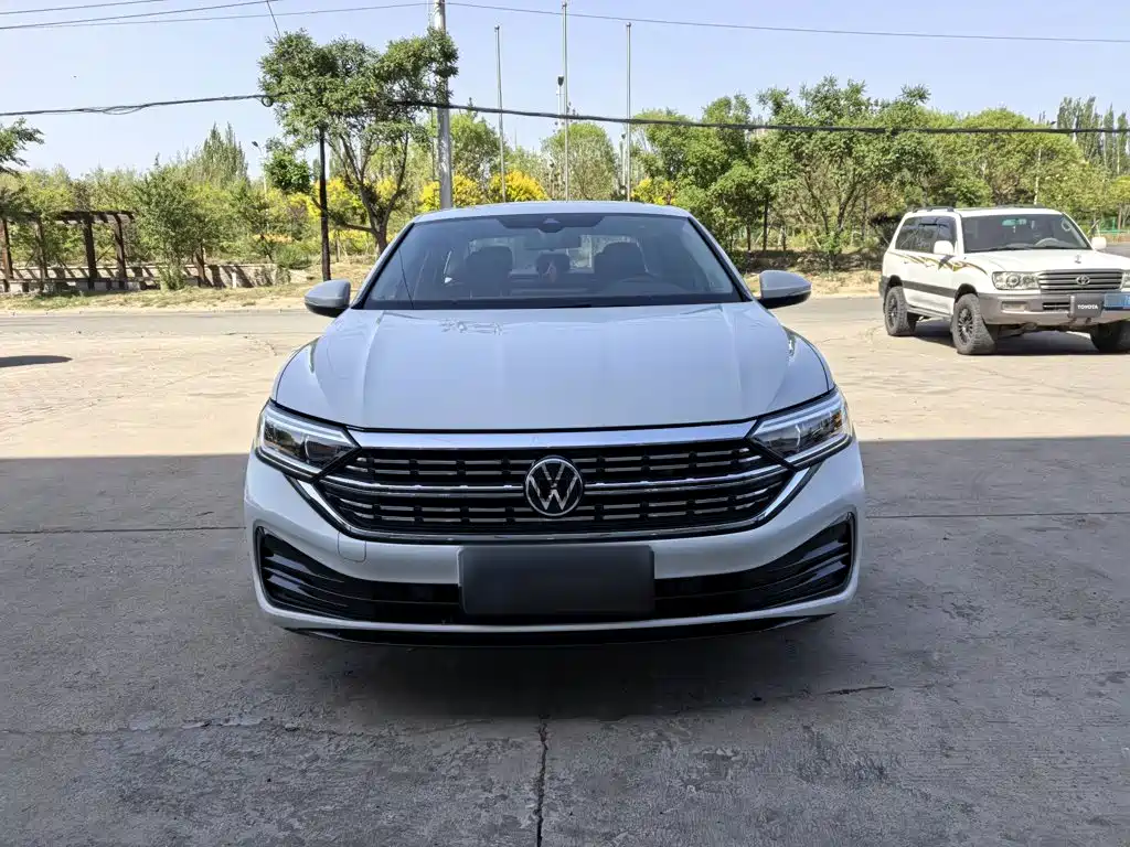 Volkswagen Sagitar — миниатюра 3