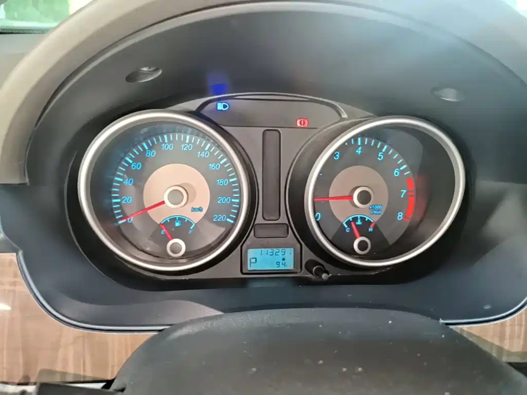 Buick Excelle — миниатюра 12
