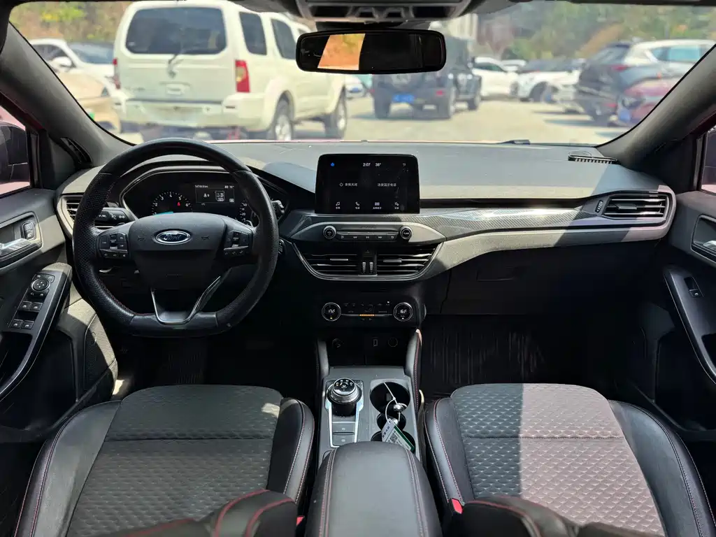 Ford Focus — миниатюра 12