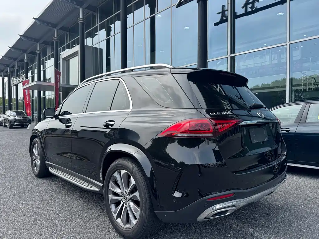 Mercedes-Benz GLE (Import) — миниатюра 4
