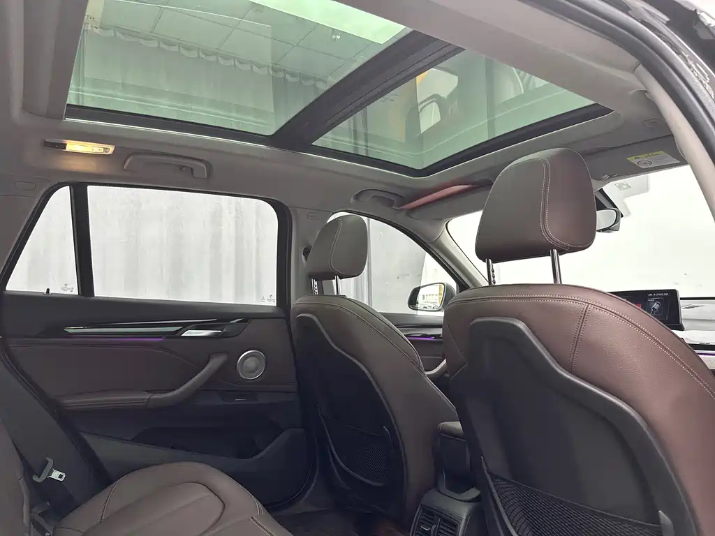 BMW X1 — миниатюра 28