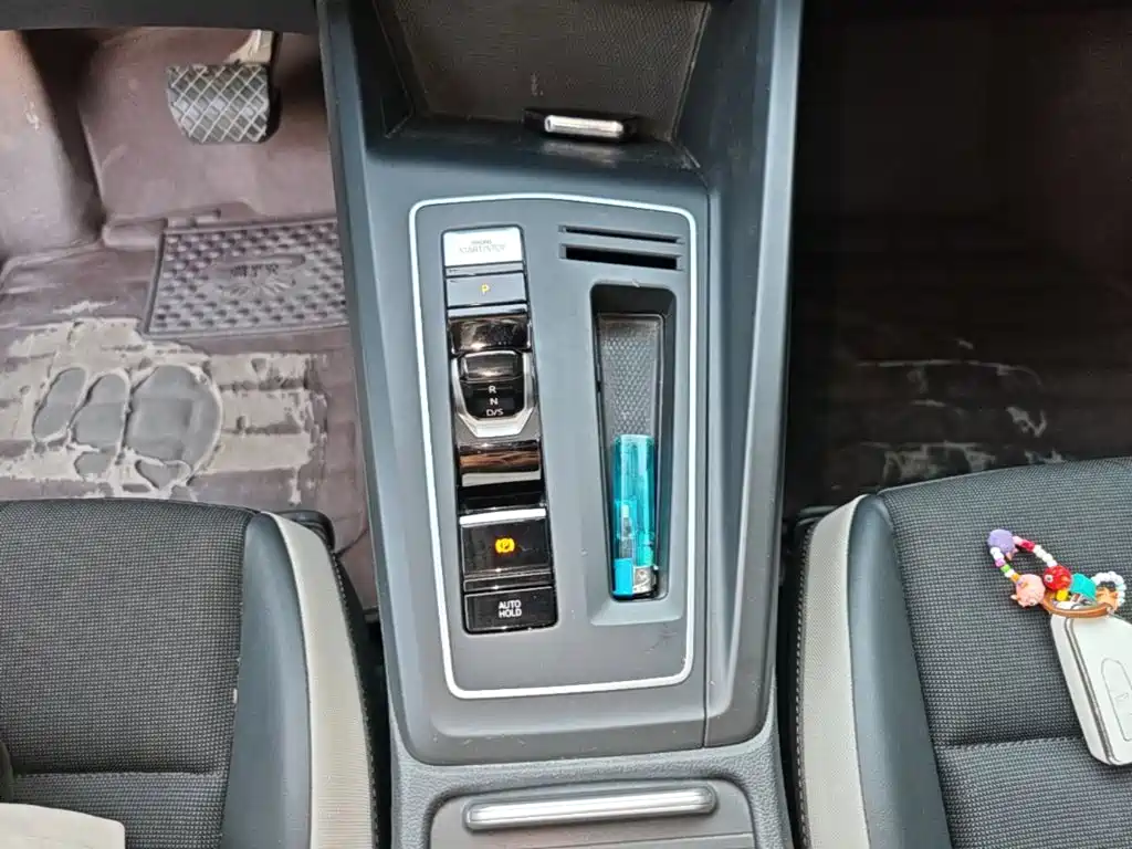 Volkswagen Golf — миниатюра 14
