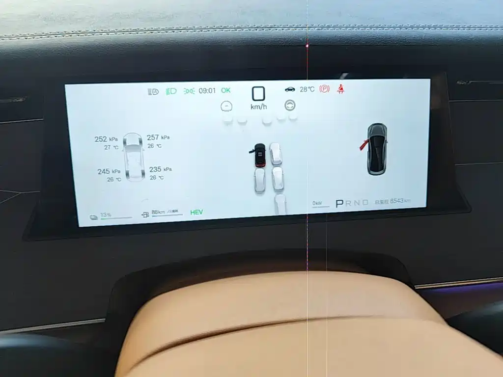 BYD Han L — миниатюра 12