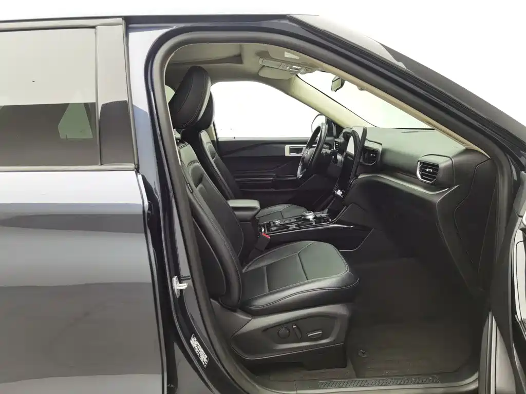 Ford Explorer — миниатюра 23