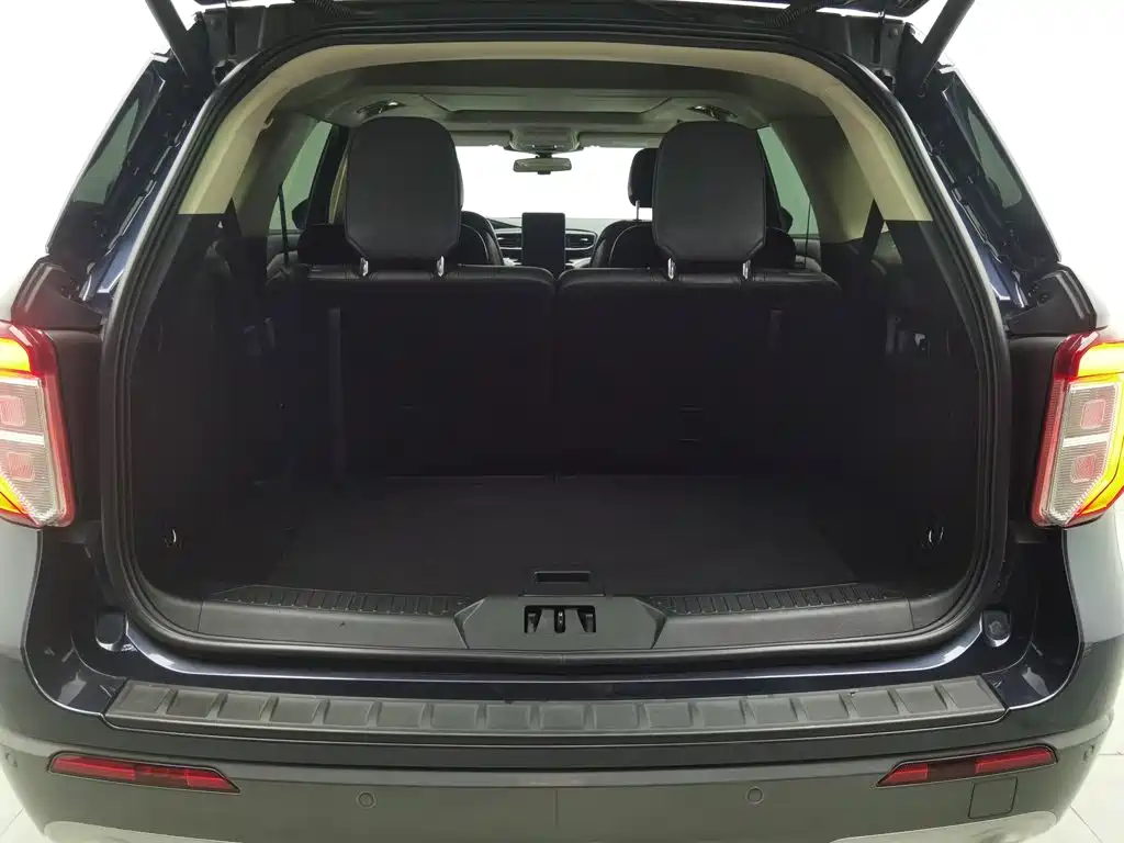Ford Explorer — миниатюра 16