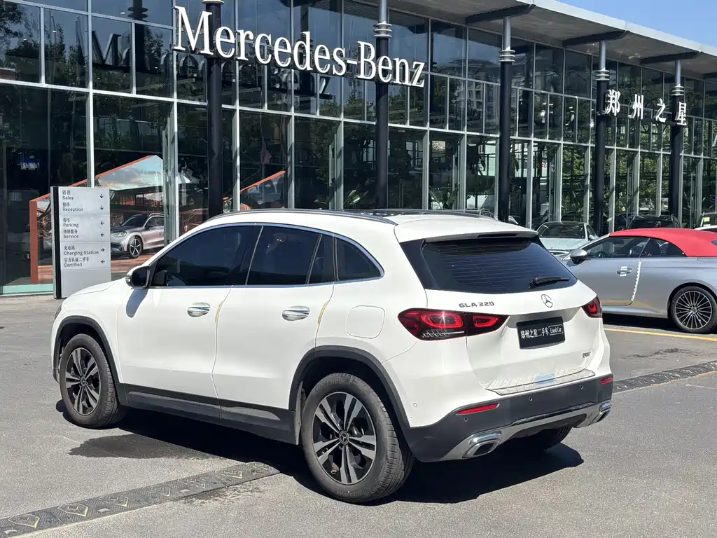 Mercedes-Benz GLA — миниатюра 4
