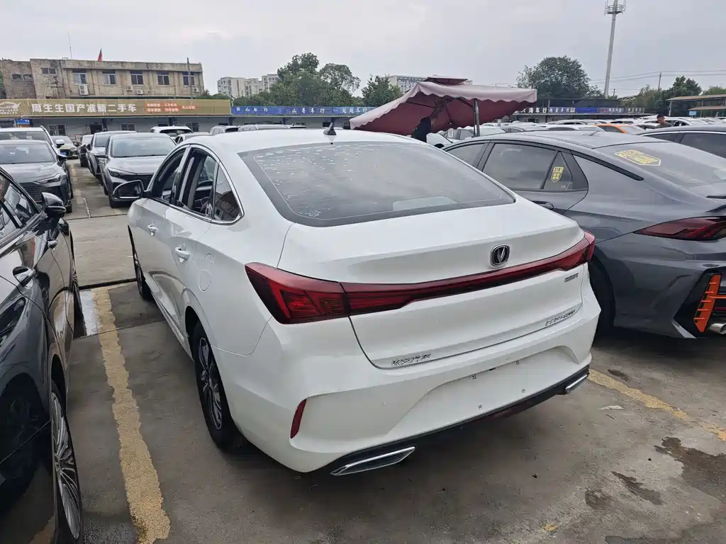 Changan Eado — миниатюра 14