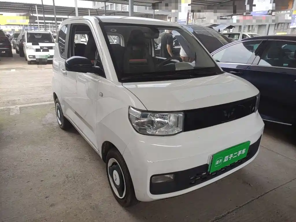 Wuling MINIEV — миниатюра 4